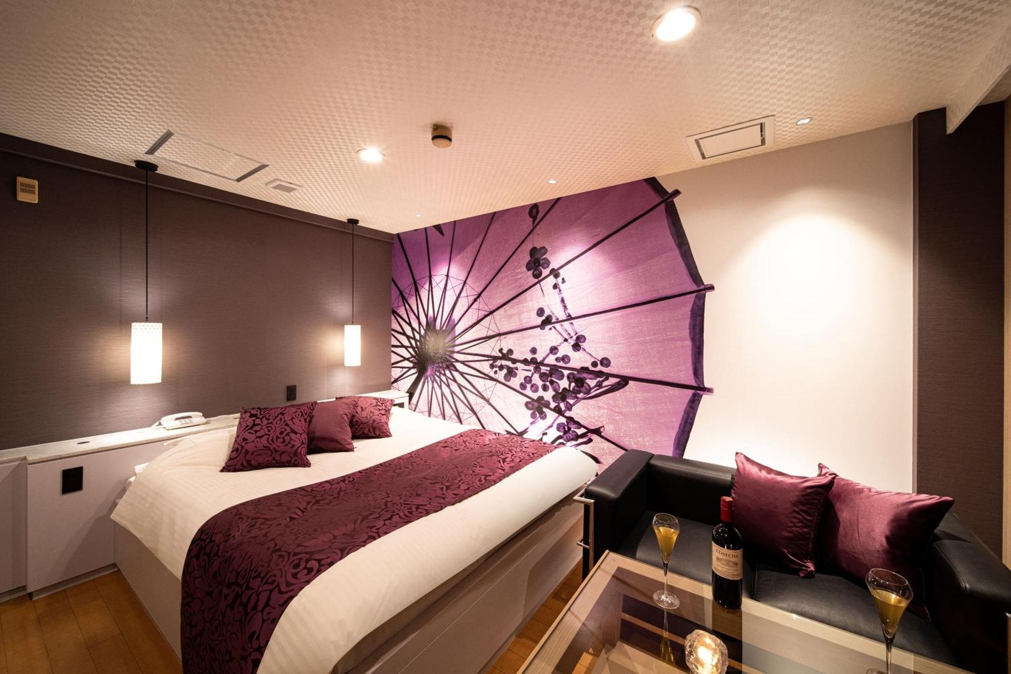 ホテル継kei男塾ホテルグループ (Adults Only) Himeji Extérieur photo