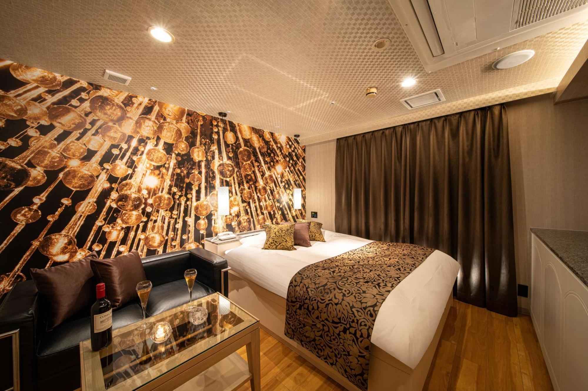 ホテル継kei男塾ホテルグループ (Adults Only) Himeji Extérieur photo