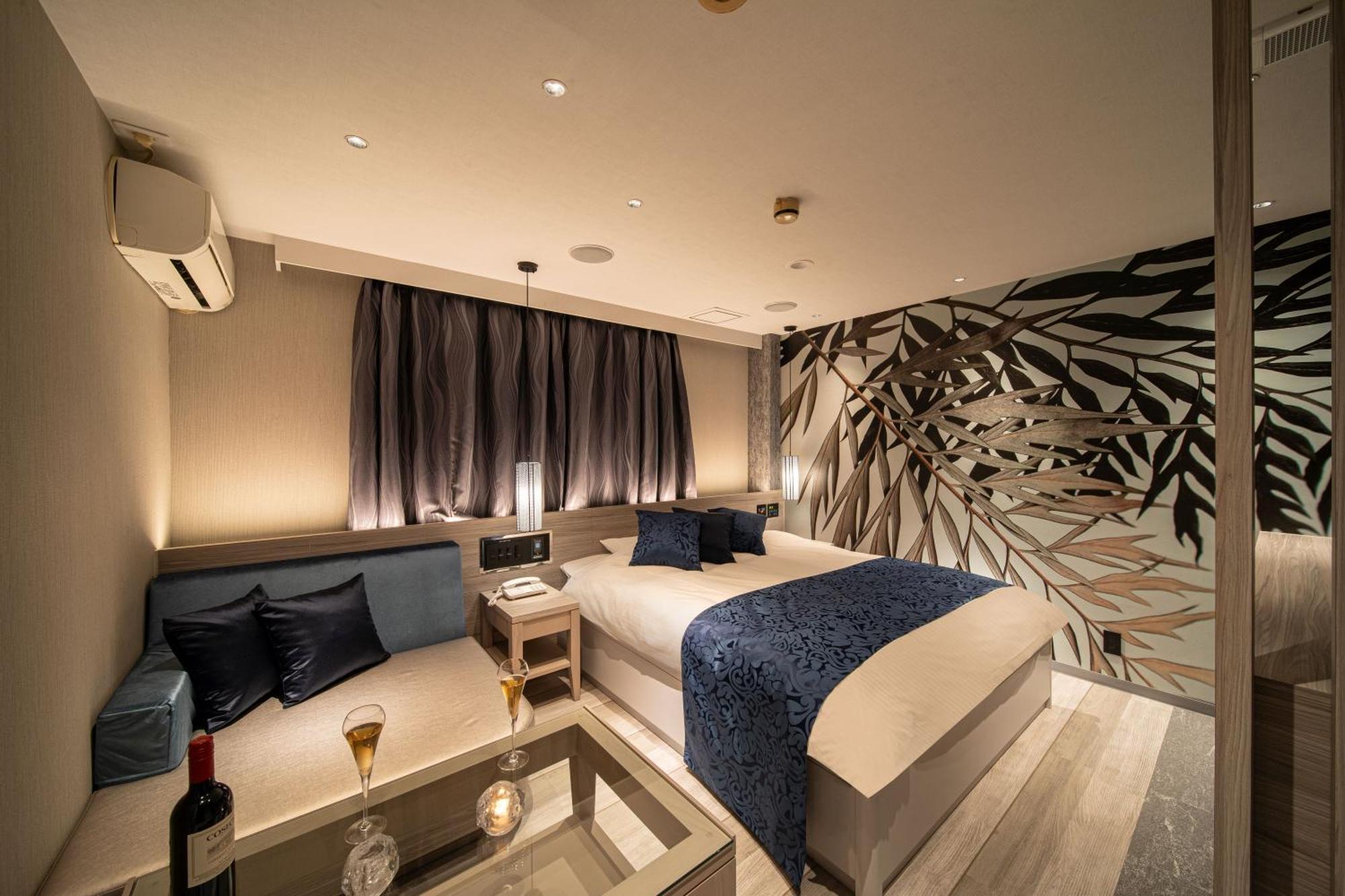 ホテル継kei男塾ホテルグループ (Adults Only) Himeji Extérieur photo