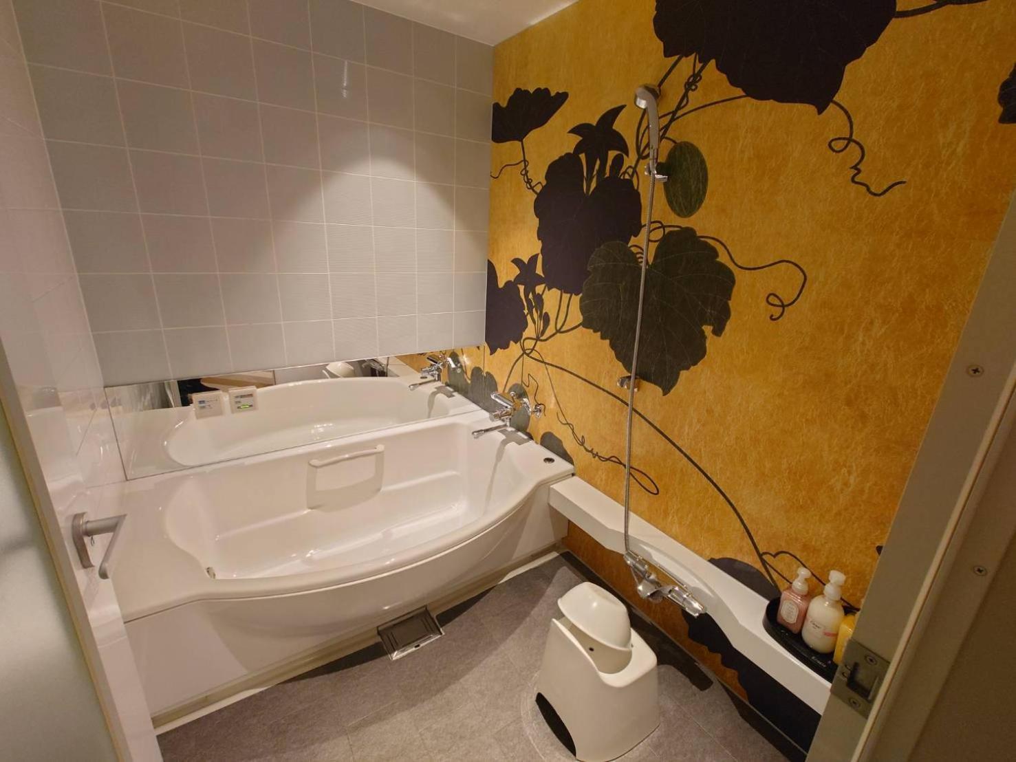ホテル継kei男塾ホテルグループ (Adults Only) Himeji Extérieur photo